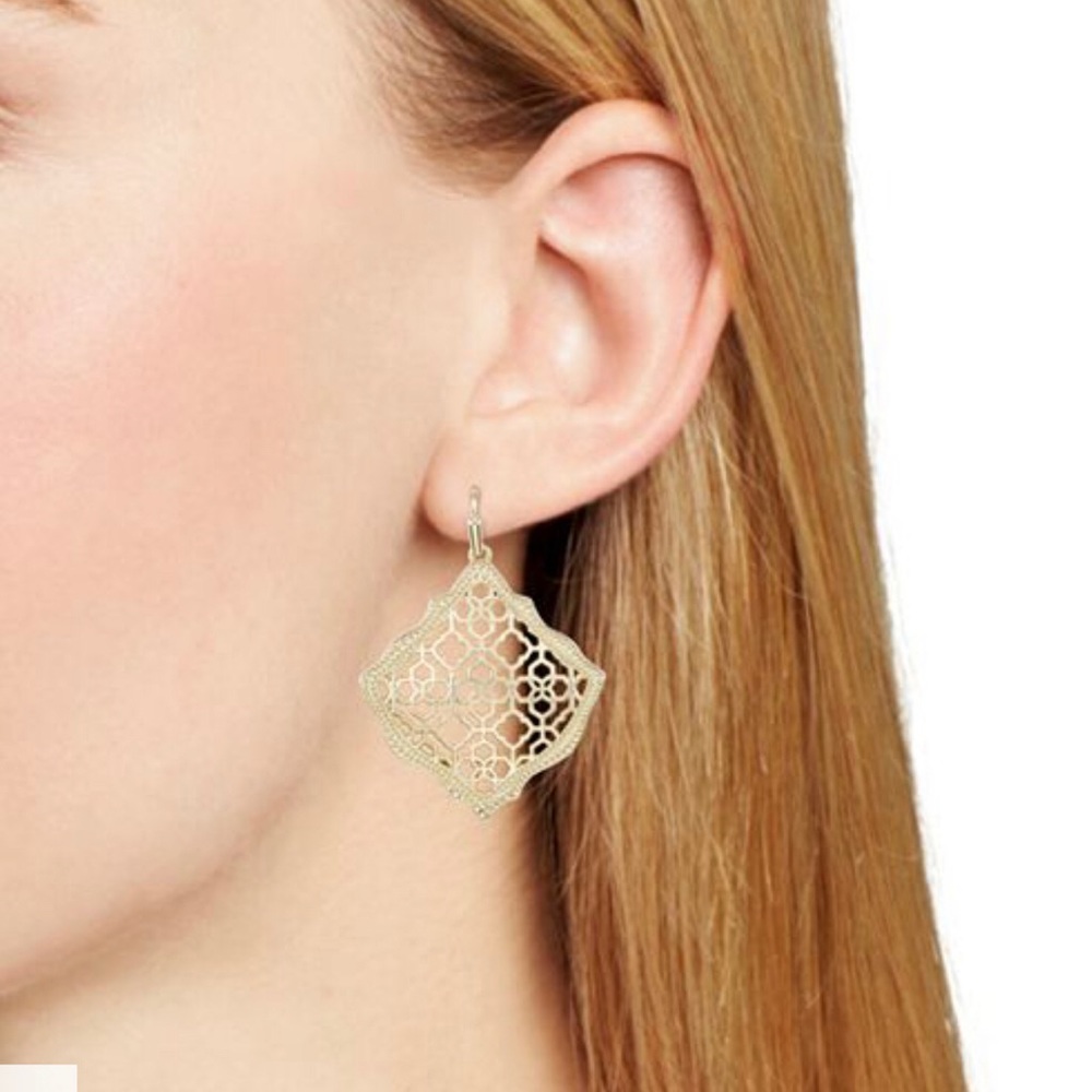 Kendra Scott Kirsten Drop Earrings in Filigree - Picture 3 of 7